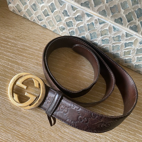 Gucci GG emblem hobo shoulder bag and matching belt - Picture 3 of 16